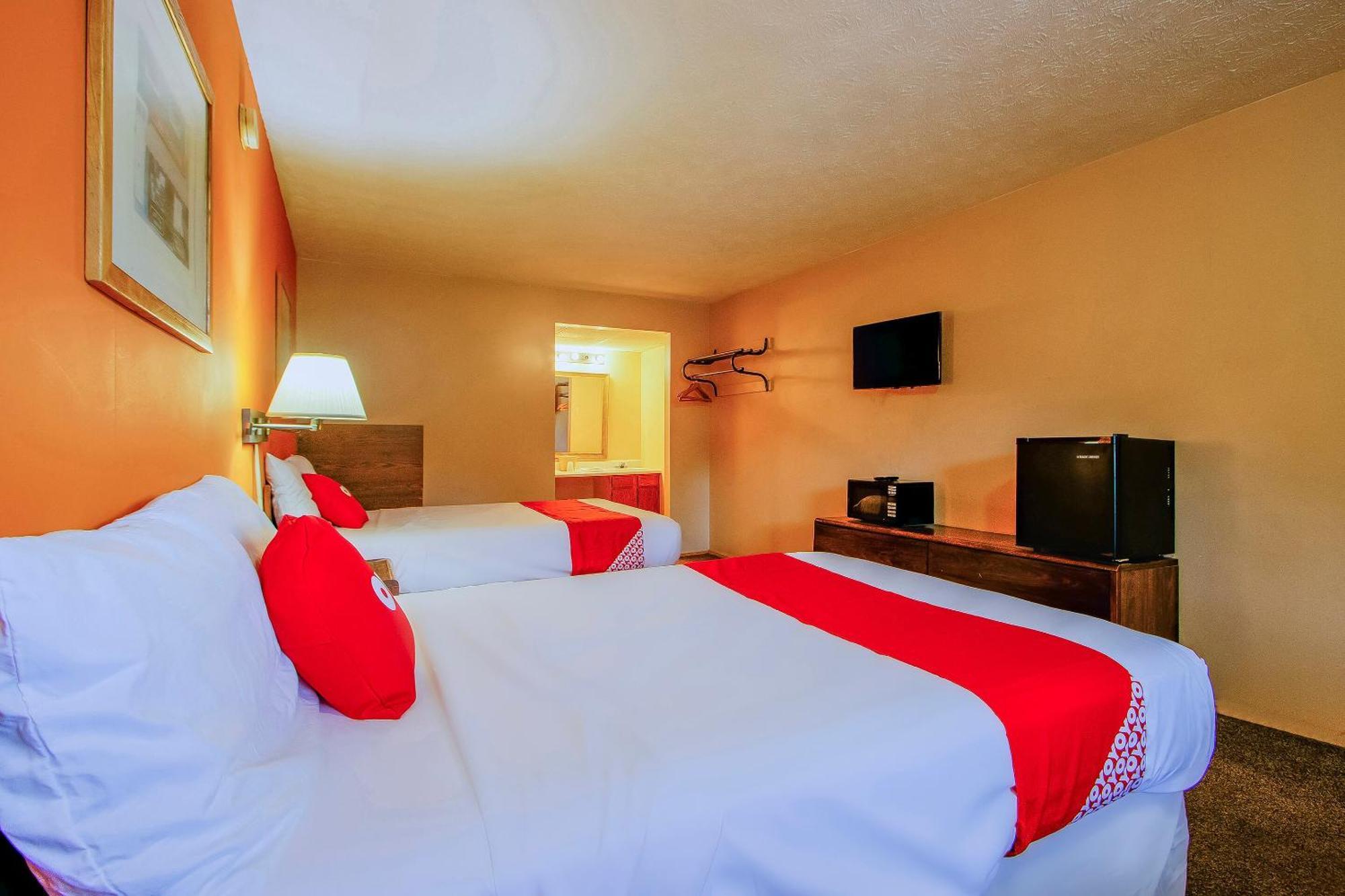 Oyo Hotel Chapmanville Inn, Wv - Hwy 119 Екстер'єр фото