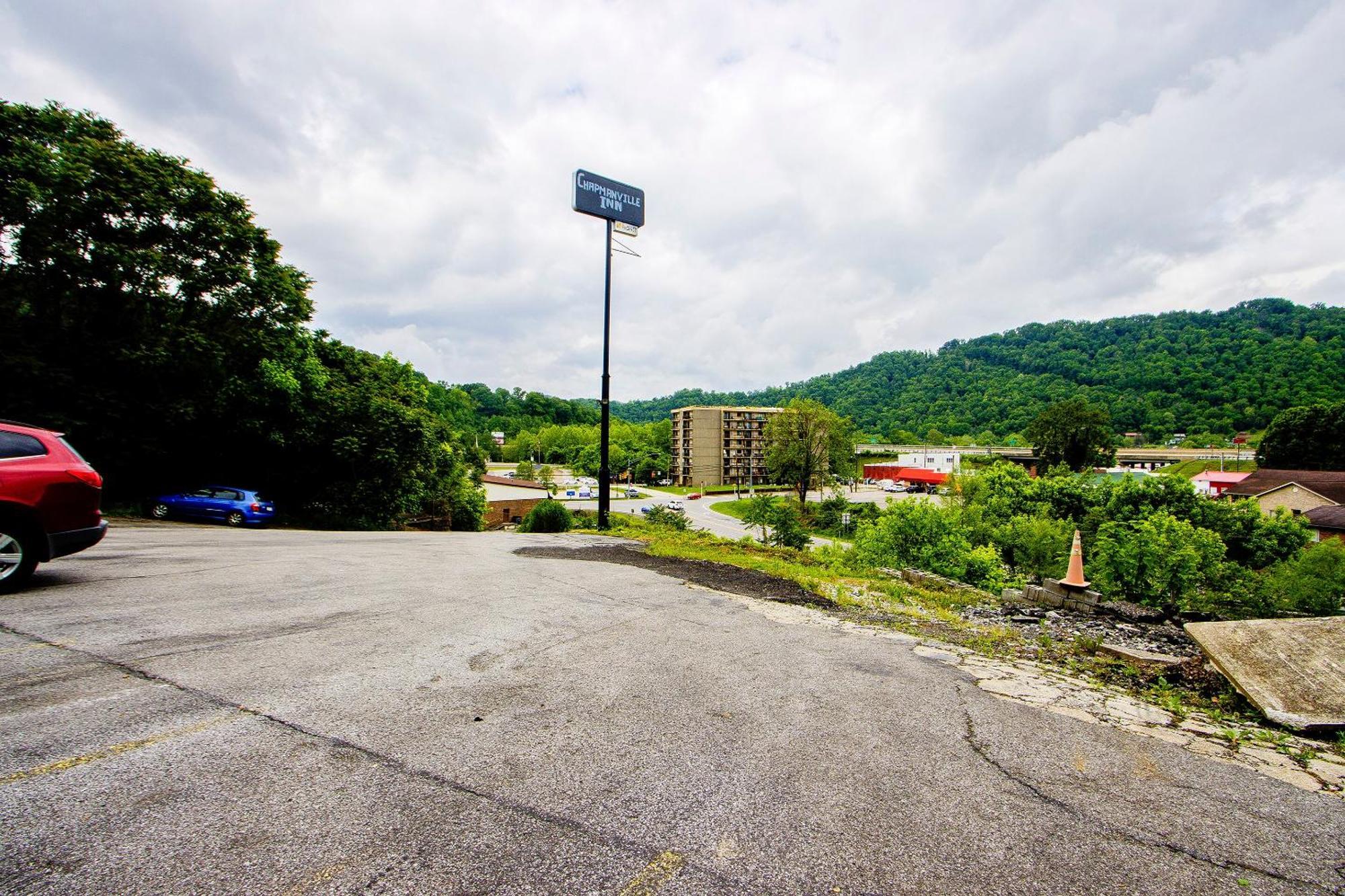 Oyo Hotel Chapmanville Inn, Wv - Hwy 119 Екстер'єр фото
